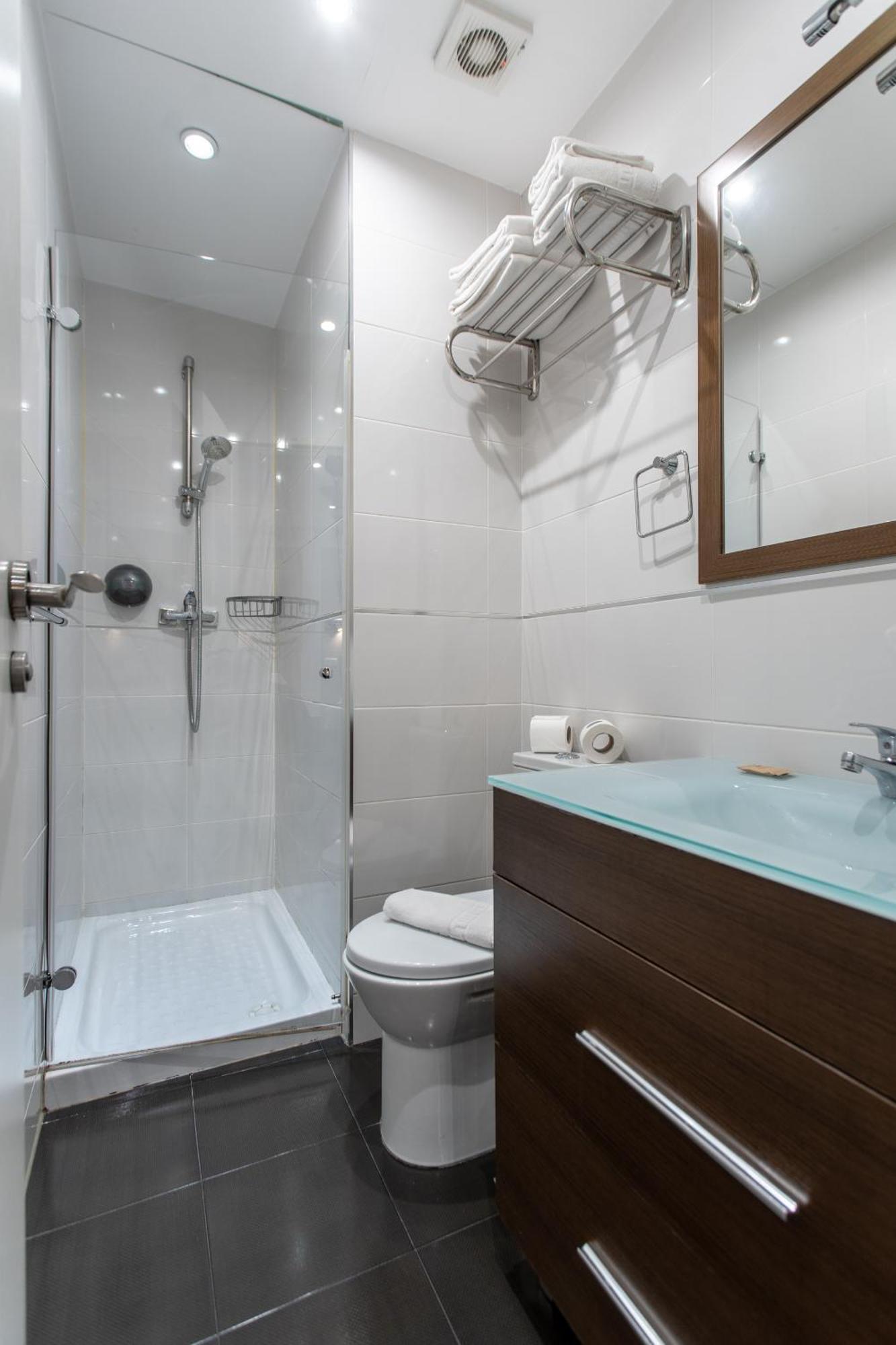 Apartamentos Nickel Мадрид Екстер'єр фото
