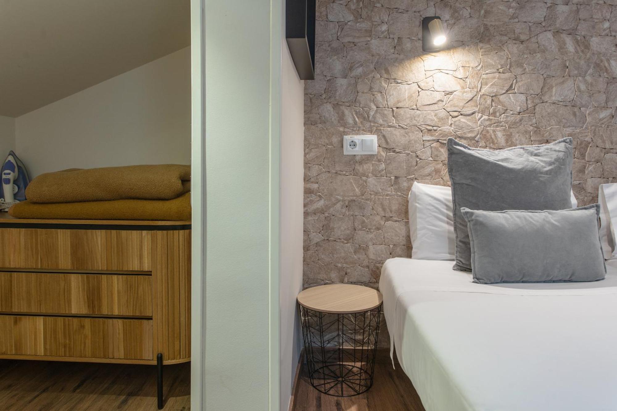 Apartamentos Nickel Мадрид Екстер'єр фото