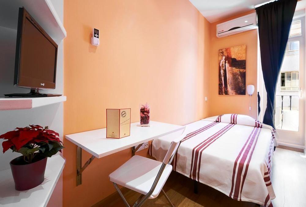 Apartamentos Nickel Мадрид Екстер'єр фото