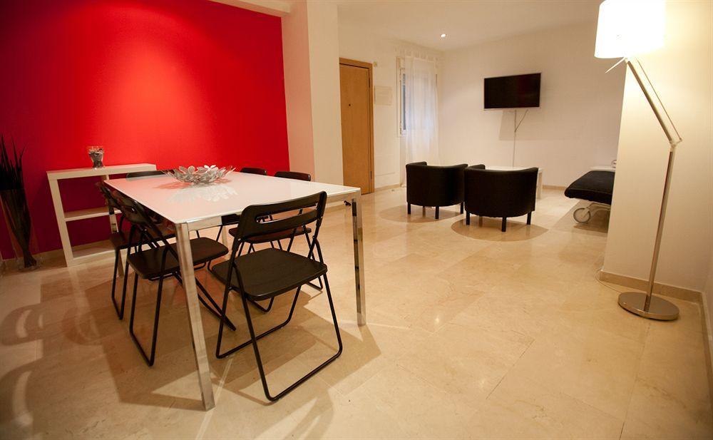 Apartamentos Nickel Мадрид Екстер'єр фото