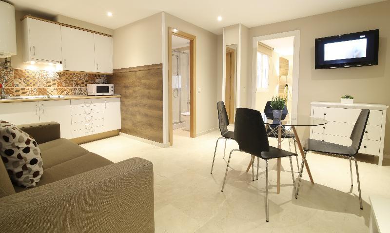 Apartamentos Nickel Мадрид Екстер'єр фото