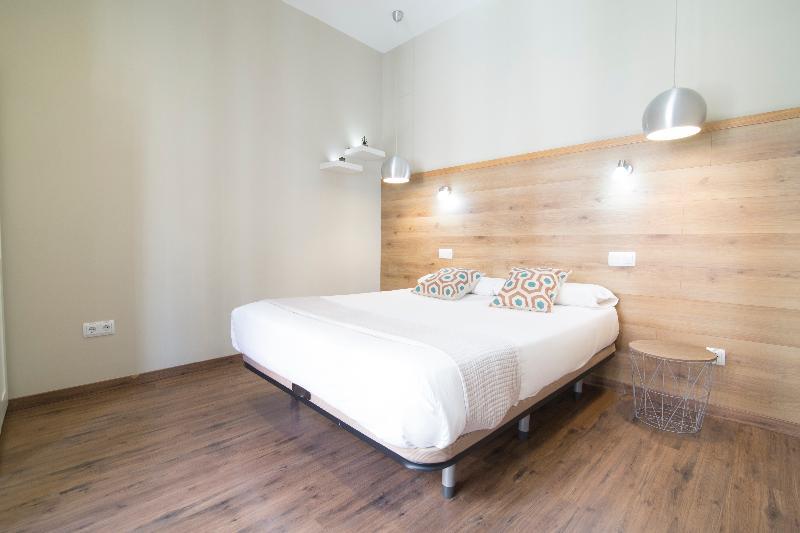 Apartamentos Nickel Мадрид Екстер'єр фото